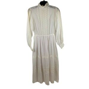 Vintage 1960's / 1970's Unbranded Size 4 Boho Maxi Dress Lace Trim Linen Blend